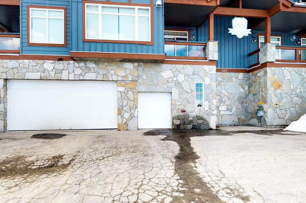 Glacier Lodge Big White Ski Resort Экстерьер фото